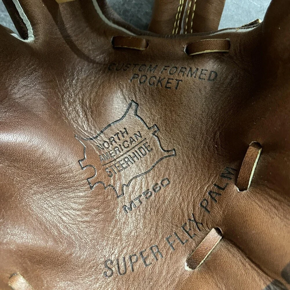 Vintage Mizuno Baseball Glove Mens 11 Brown Max Flex Steerhide Right Hand MT560